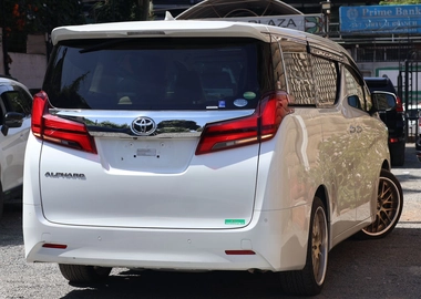 2018 MODEL TOYOTA ALPHARD