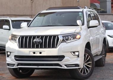 2018 MODEL TOYOTA PRADO