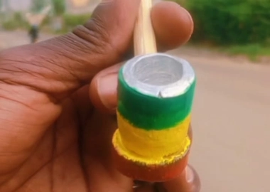 Kiko smoking pipe