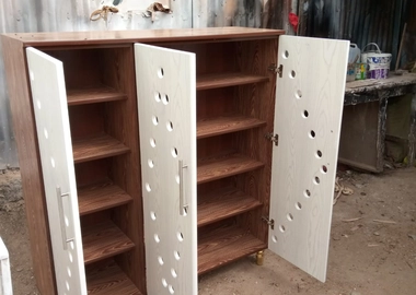 Shoe rack with 3 doors & spacious shelves