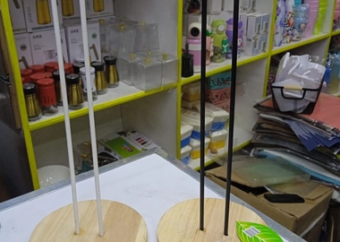 Wooden base kitchen roll holder