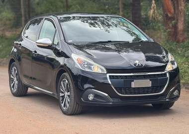 2017 PEUGEOT 208 AUTOMATIC PETROL MOONROOF