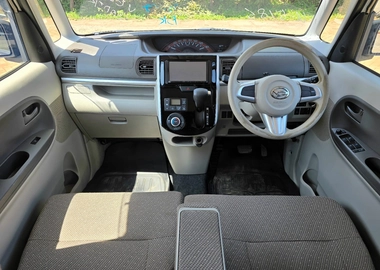 2017 Daihatsu Tanto
