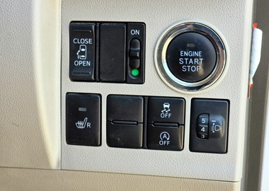 2017 Daihatsu Tanto