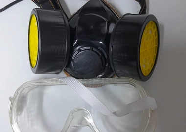 Industrial safety gas mask