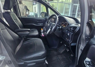 2016 Toyota Noah