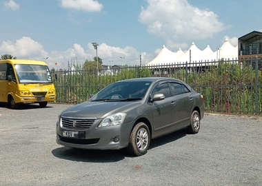 Toyota premio