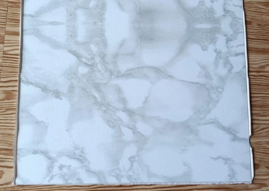 Peel&stick vinyl tiles