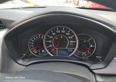 Toyota fielder 2018