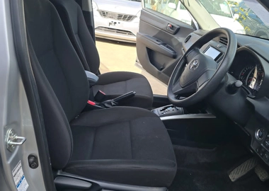 Toyota fielder 2018