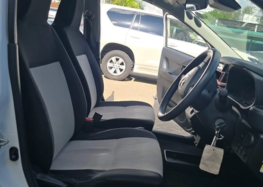 Daihatsu Mira 2019
