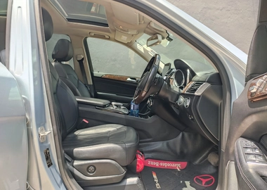 Mercedes Benz GLE400