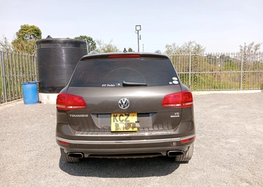 Volkswagen Touareg v6