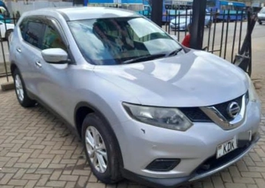 Nissan Xtrail for hire