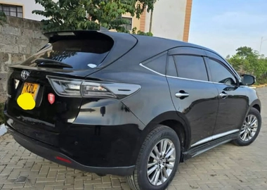 Toyota harrier for hire