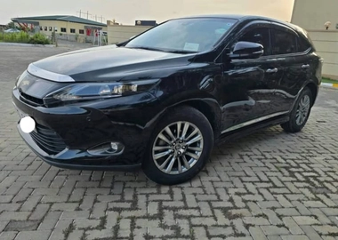 Toyota harrier for hire