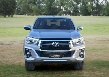 HILUX REVO