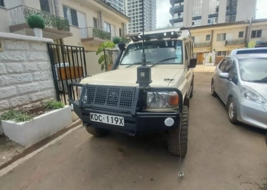 Touring landcruiser for hire