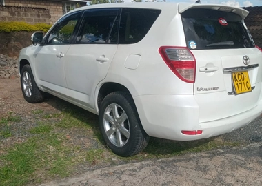 Toyota Vanguard 2009 model