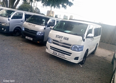 Toyota hiace model 2014