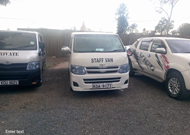 Toyota hiace model 2014