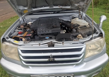 Mitsubishi pajero