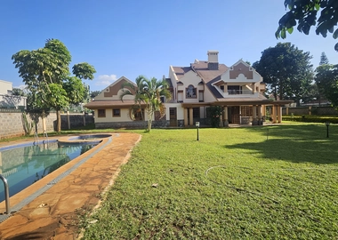 5 bedroom villa In Runda