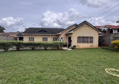 5 bedroom bungalow for rent