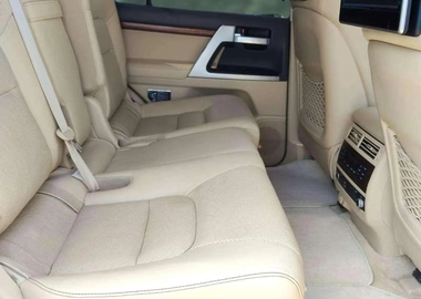 LAND CRUISER SAHARA