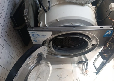 Electronic repairs & accessories