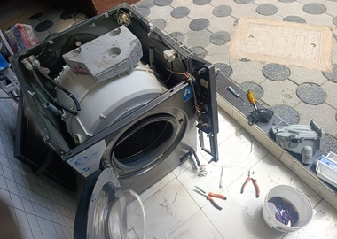 Electronic repairs & accessories