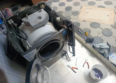 Electronic repairs & accessories