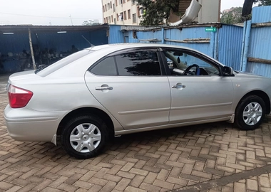 Toyota premio