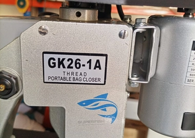 Bag closure machine