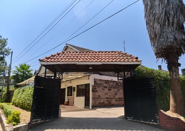 4BR MAISONETTE WITH EXTENSION – JAMBO ESTATE, LANGATA (HSE 975)