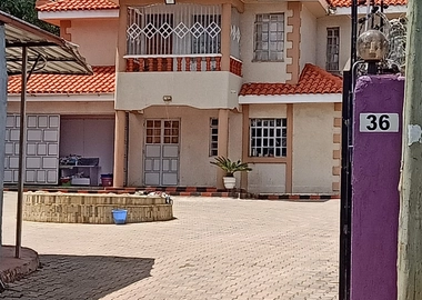 5 bedroom mansionette for sale