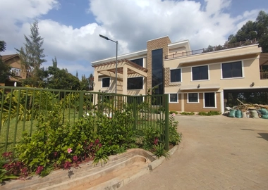 7 bedroom property for rent