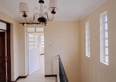4 bedroom gated community mansion for rent