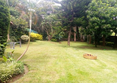 4 bedroom in Karen for rent