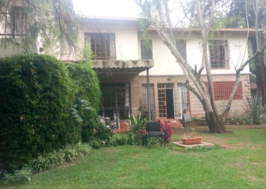 4 bedroom in Karen for rent