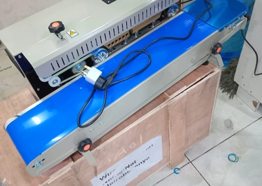 Continuous sealer