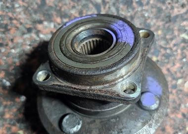 Toyota fielder 4wd rear hub
