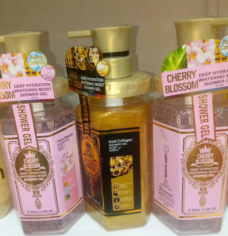 Whitening shower gels