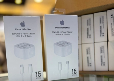 Iphone 15 promax power adapter