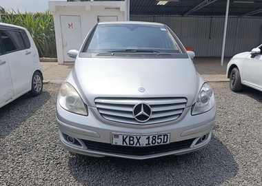 Mercedes Benz B170
