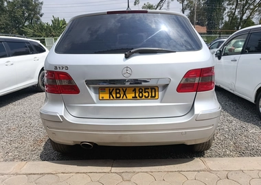 Mercedes Benz B170