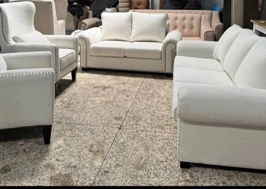 7-Seater Sofa Set – KSh 95,000