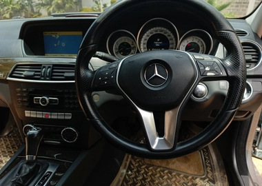Mercedes Benz C200
