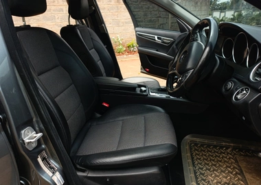 Mercedes Benz C200