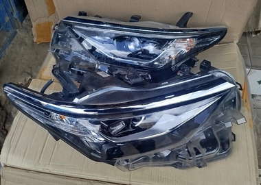 2016 Toyota auris headlights